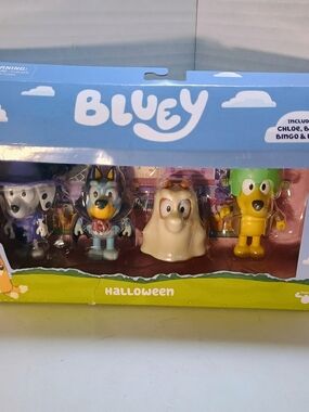 Bluey Halloween 4 Pack 2.5 inch Figures Bluey Bingo Chloe & Lucky Toys